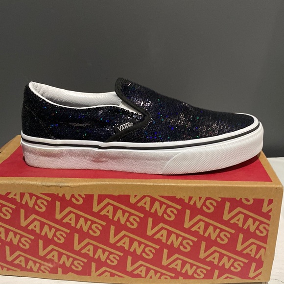 Vans - Picture 2 of 3